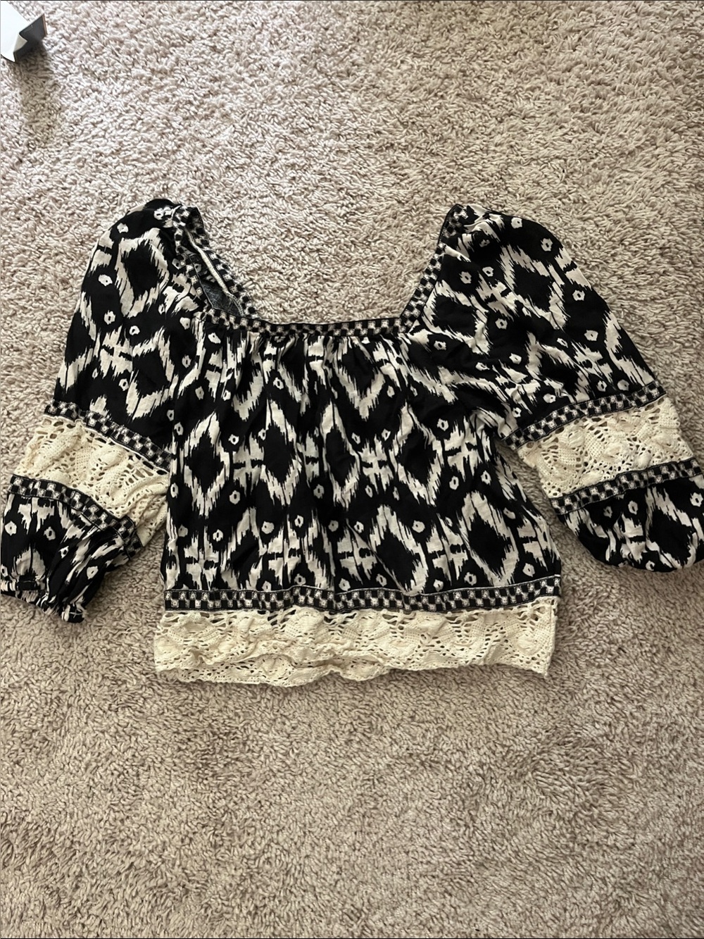 Christian Siriano Black and White Lace-Trim Peasant Blouse
